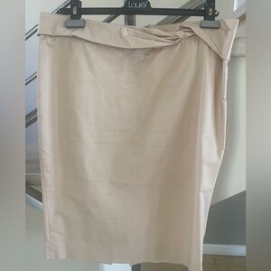 VINTAGE GUCCI by Tom Ford elegant cream color Skirt